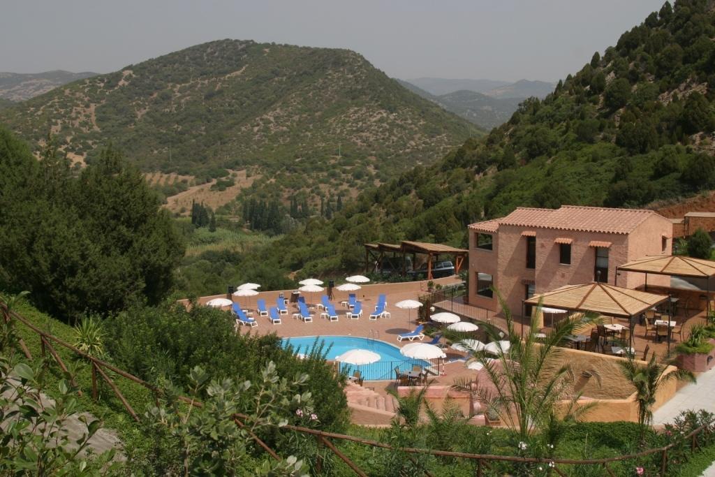 Sosventos Village Hotel Teulada Buitenkant foto