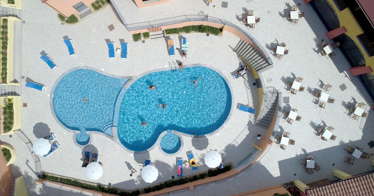 Sosventos Village Hotel Teulada Buitenkant foto