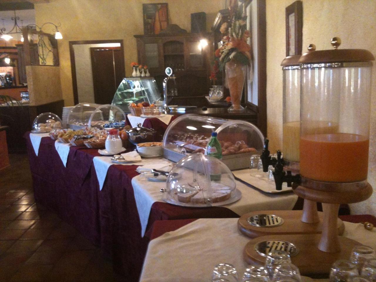 Sosventos Village Hotel Teulada Buitenkant foto