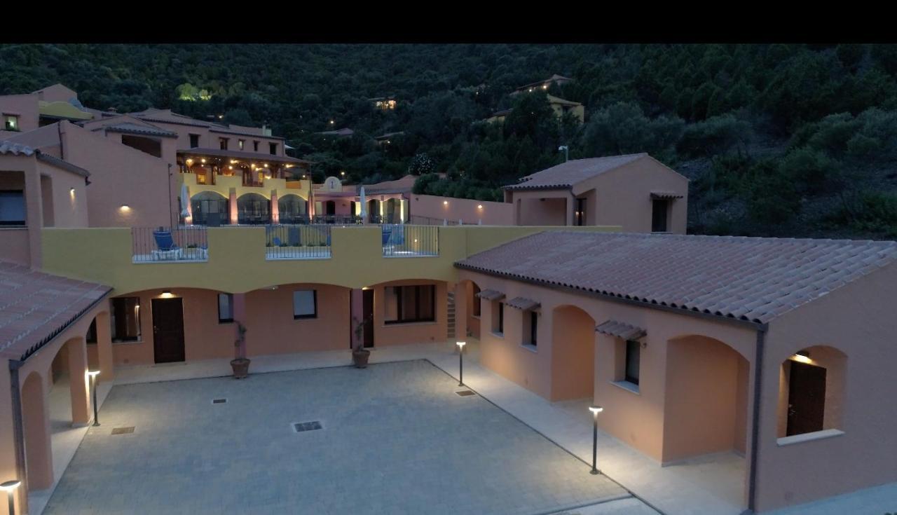 Sosventos Village Hotel Teulada Buitenkant foto